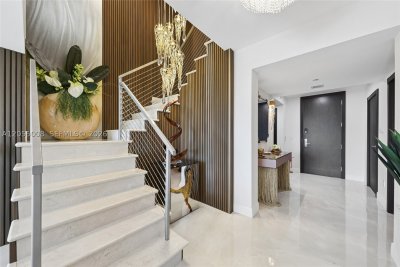 Comprar apartamento no Peninsula II 502