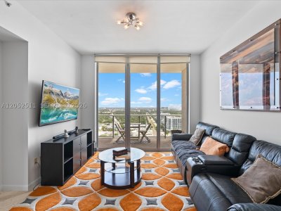 Aluguel de apartamento no Midtown Miami 2 H2602