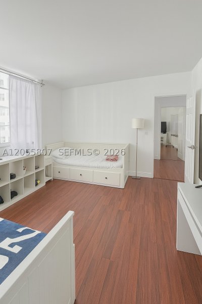 Apartment for rent at Four Ambassadors 1022