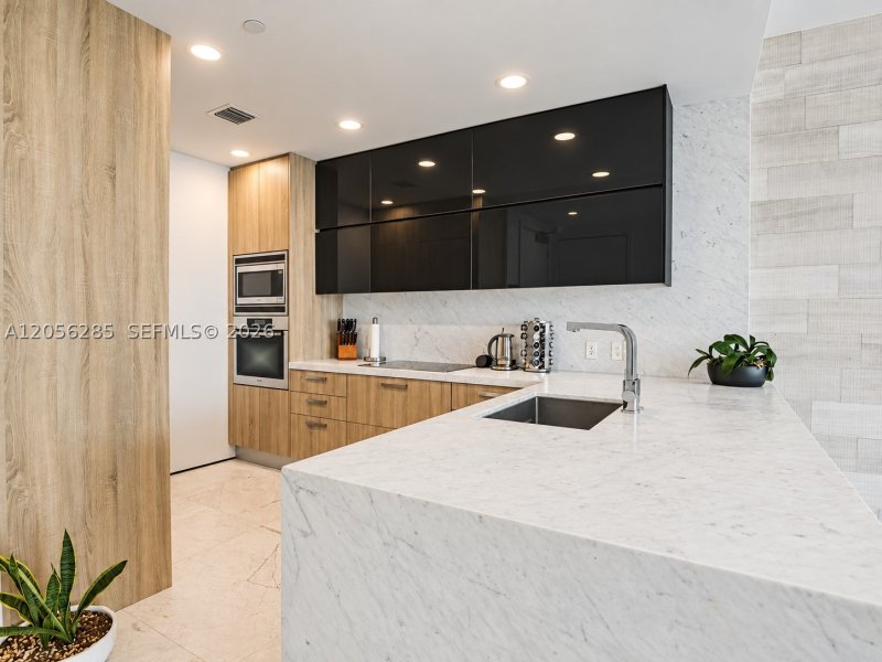 Apartment for rent at Epic Miami 5104