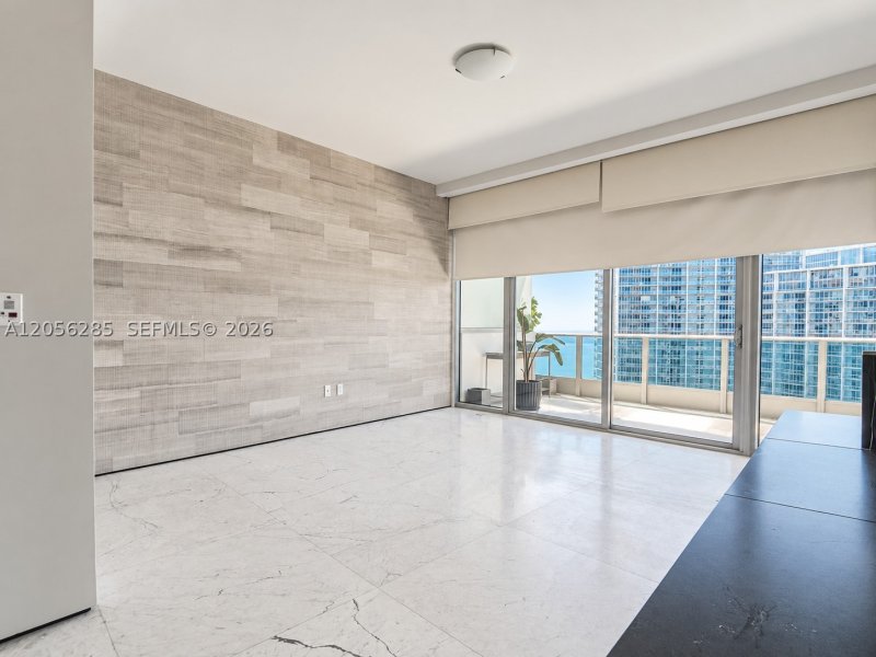 Apartment for rent at Epic Miami 5104