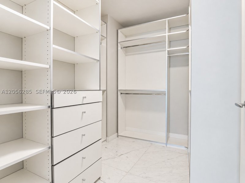 Apartment for rent at Epic Miami 5104