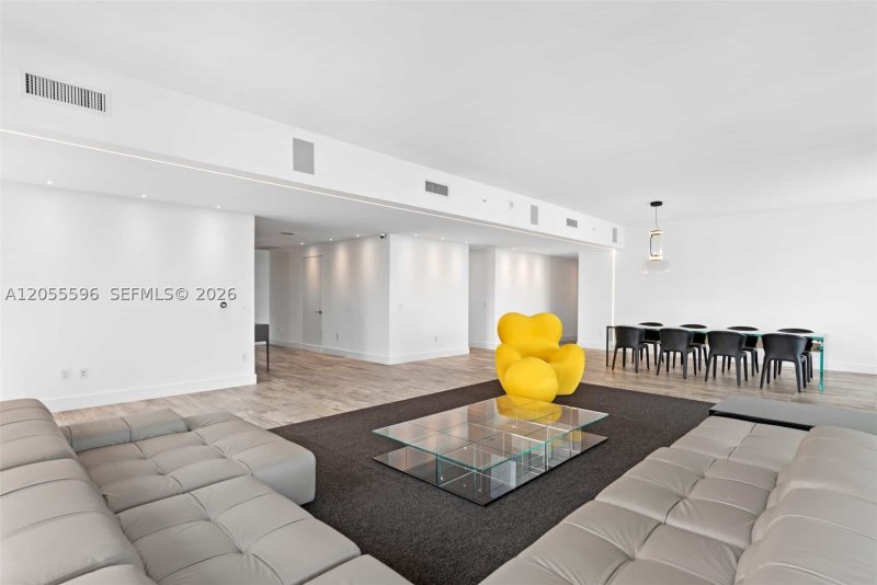 Apartment for rent at Paraiso Bay Miami PH5201