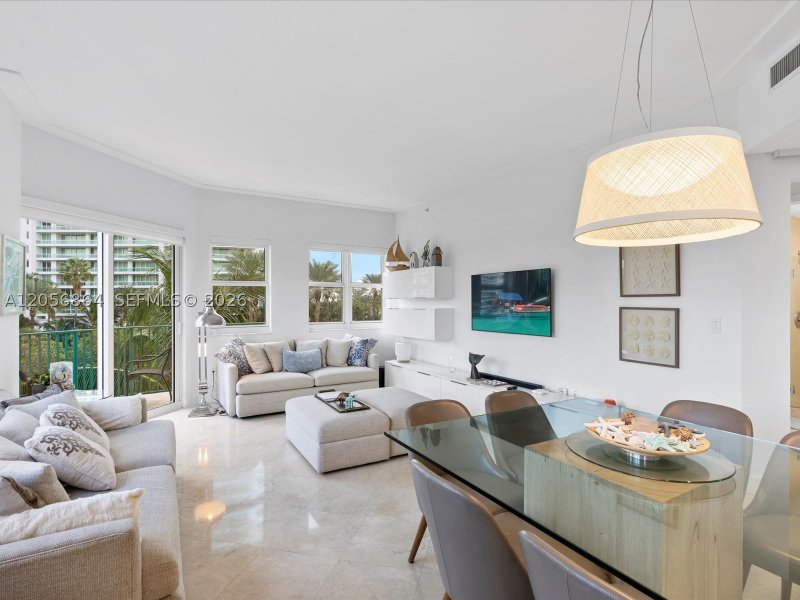 Comprar apartamento en Turnberry Village 416