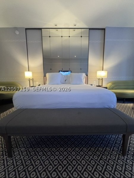 Condo for sale at SLS Lux Brickell 408