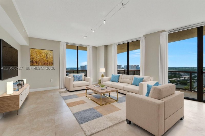 Condo for sale at Sayan 1604