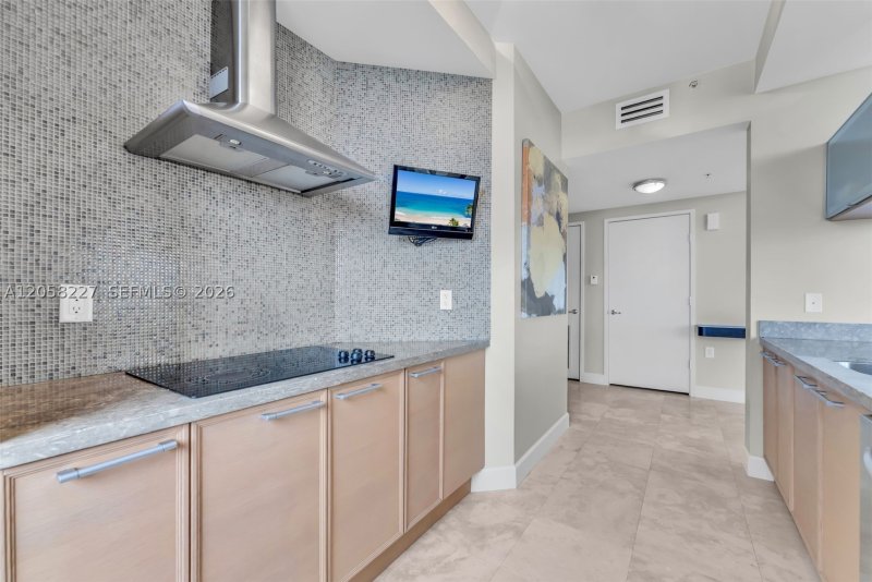 Condo for sale at Sayan 1604