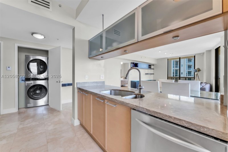 Condo for sale at Sayan 1604