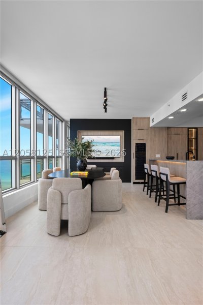 Condo for sale at Diplomat Residences 1506