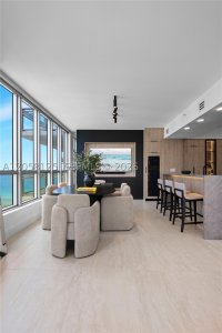 Comprar apartamento en Diplomat Residences 1506