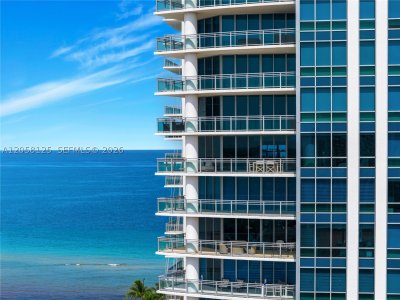 Diplomat Residences Apt #1506
