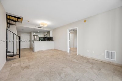 Comprar apartamento en Lofts at Mayfair PH-3