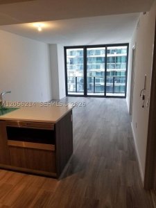 Aluguel de apartamento no SLS Lux Brickell 1207