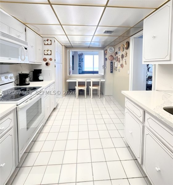 Apartment for rent at La Mer Estates 1803