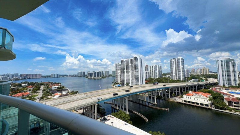 Comprar apartamento no Ocean View 1603