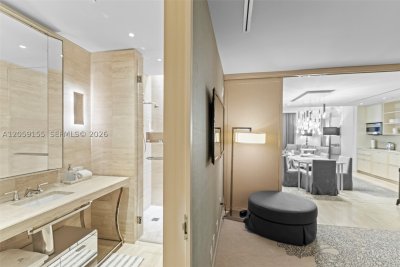 Comprar apartamento no St Regis Bal Harbour Center Tower 1205