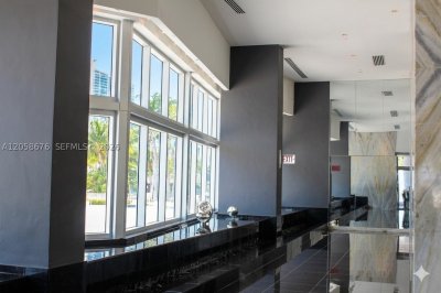 Comprar apartamento no One Miami East Tower 3314