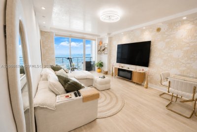 Comprar apartamento no One Miami East Tower 3314