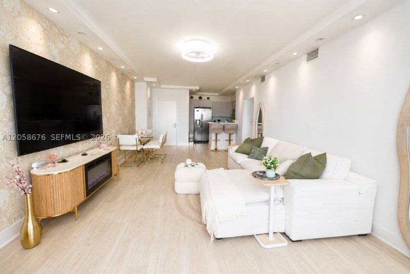 Condo for sale at One Miami East Tower 3314