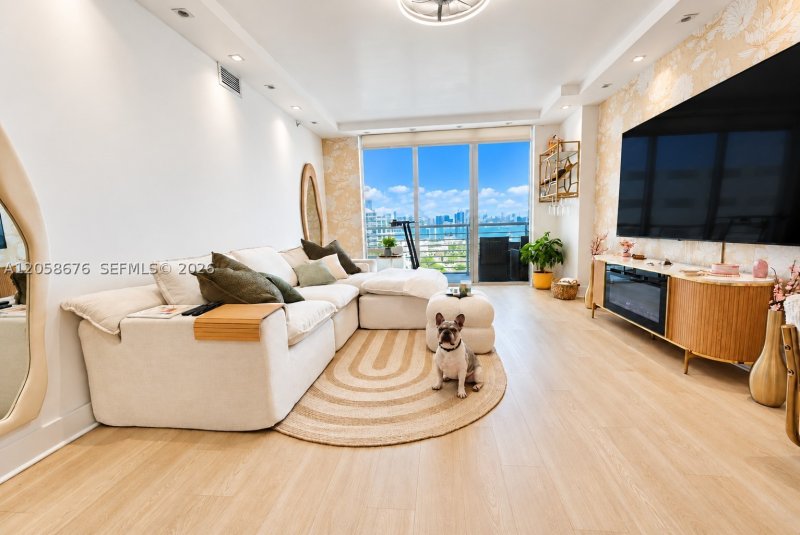 Condo for sale at One Miami East Tower 3314