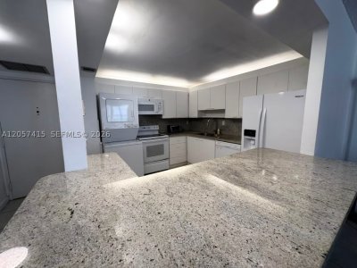 Alquiler de apartamento en Brickell Place III A811
