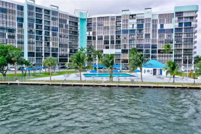 Comprar apartamento no 200 Leslie 329