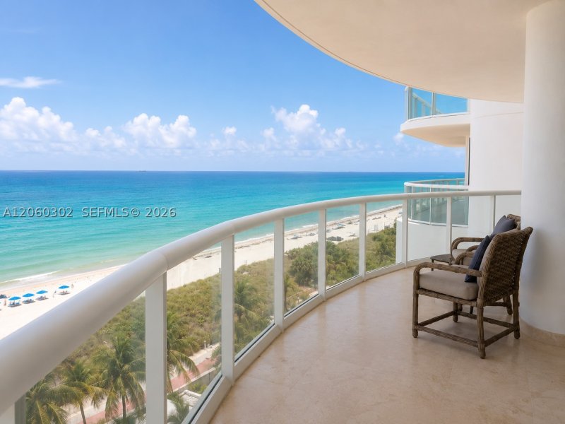 Comprar apartamento en Akoya 802