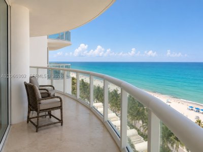 Comprar apartamento en Akoya 802