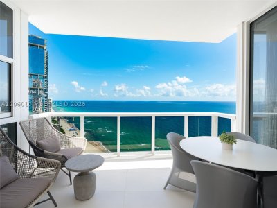 Comprar apartamento no Trump Royale 4106