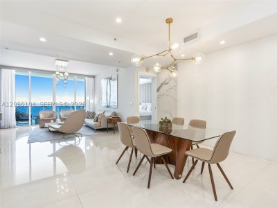Comprar apartamento no Trump Royale 4106