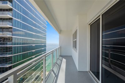 Comprar apartamento no Parker Plaza Estates 2223