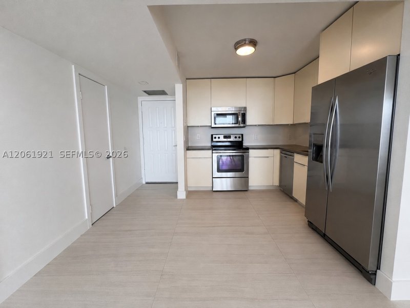 Apartment for rent at 200 Leslie 1017