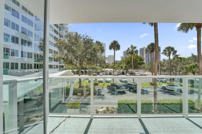 Comprar apartamento en Coral Ridge Towers 214