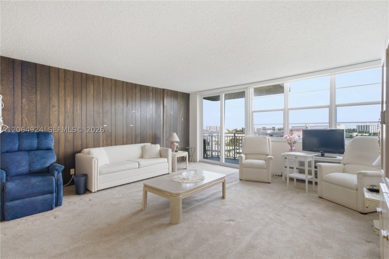 Condo for sale at Bayview Towers A710