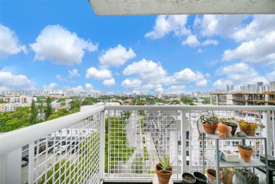 Comprar apartamento no Brickell Vista 908