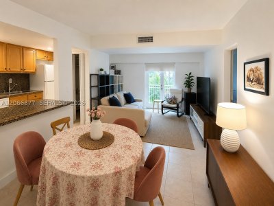 Key Islander Apt #205