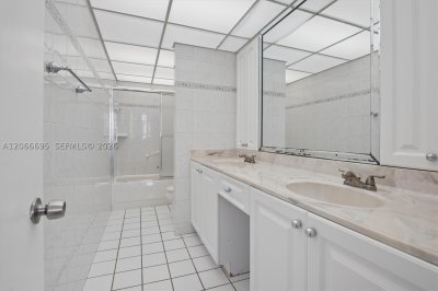 Comprar apartamento en Carriage Club North 424