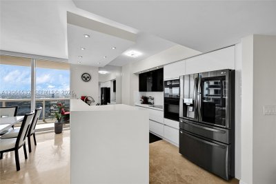 Aluguel de apartamento no Beach Club Two 3606
