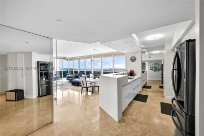 Aluguel de apartamento no Beach Club Two 3606
