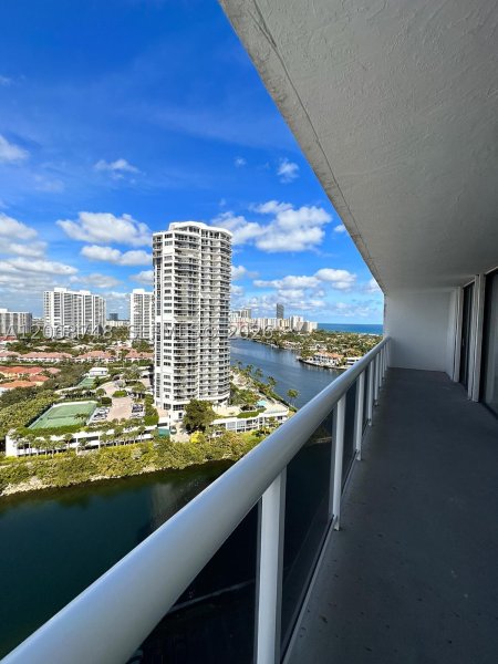 Apartment for rent at Waterview 1949
