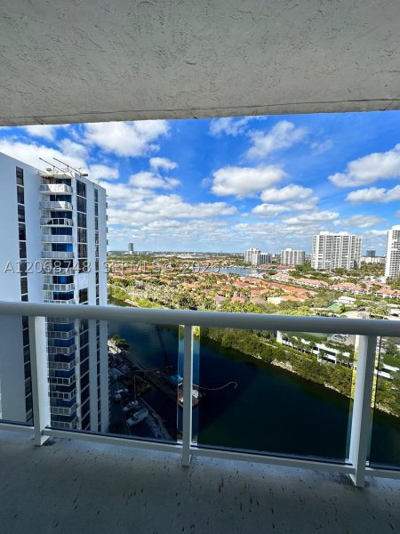Apartment for rent at Waterview 1949