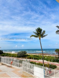 Comprar apartamento en Castle Beach Club CU26
