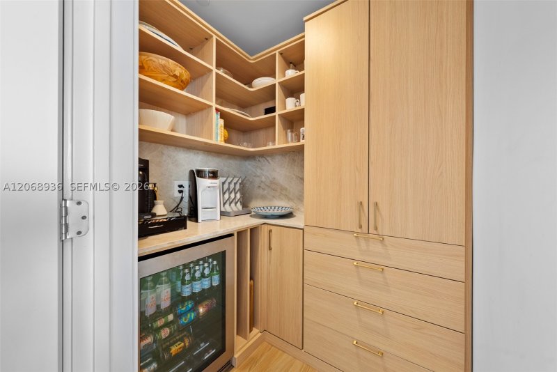 Condo for sale at Mr. C Residences Tigertail Tower 1806
