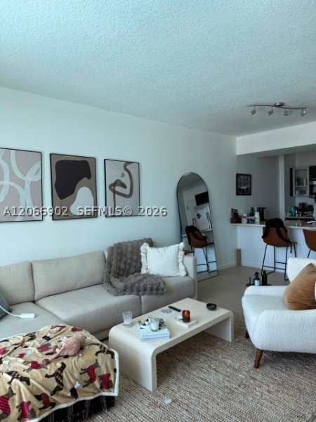 Apartment for rent at Gallery Art Condo 704
