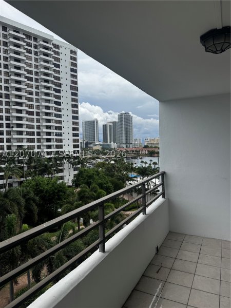 Apartment for rent at Olympus Towers 622