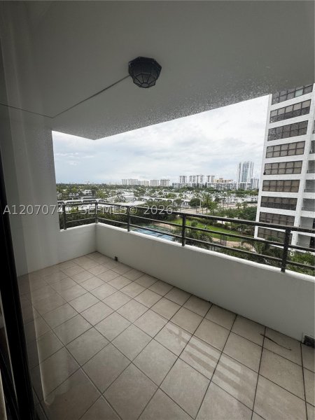 Apartment for rent at Olympus Towers 622