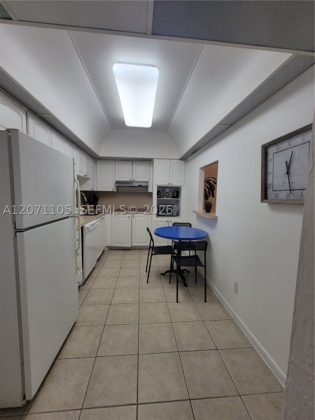 Apartment for rent at Ocean View 1207