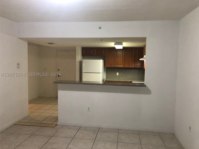 Condo for sale at Diamond Tower 802