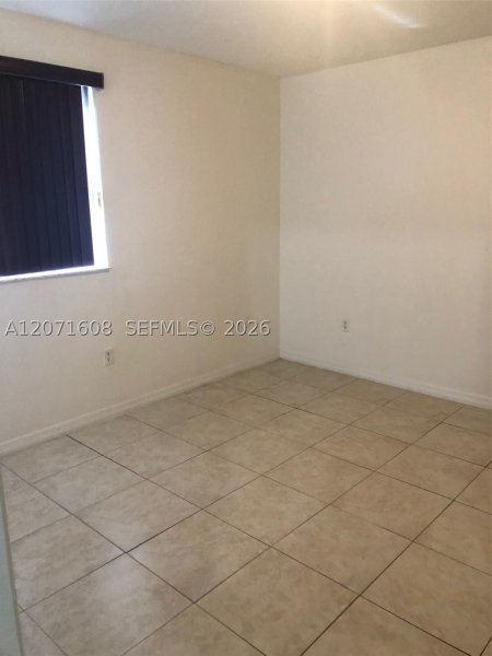 Condo for sale at Diamond Tower 802