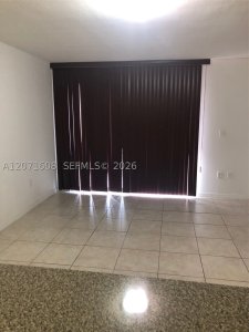 Comprar apartamento en Diamond Tower 802